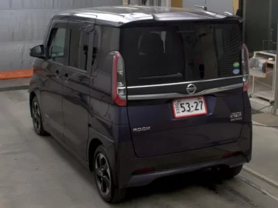Nissan ROOX
