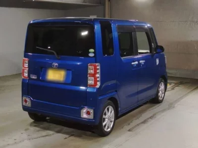Toyota PIXIS MEGA