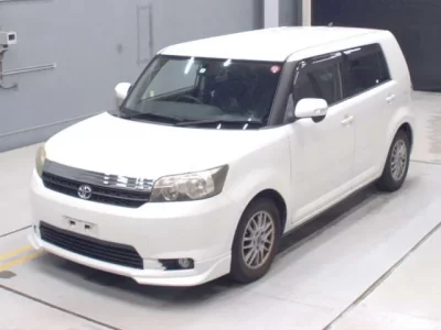 Toyota COROLLA RUMION
