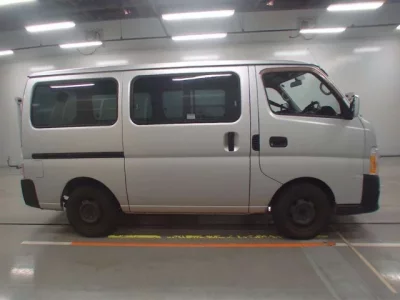 Nissan CARAVAN VAN