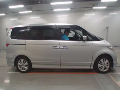 Honda ELYSION
