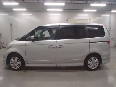 Honda ELYSION