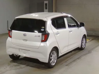 Daihatsu MIRA E S