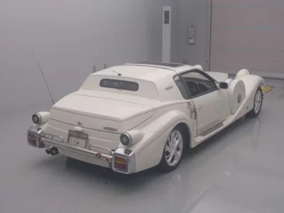 Mitsuoka LE-SEYDE