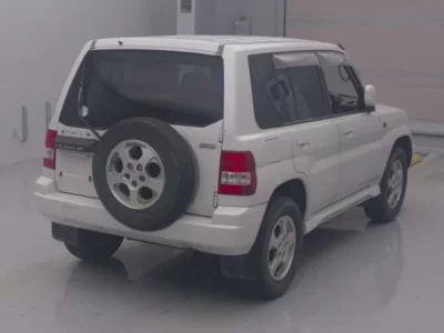 Mitsubishi PAJERO IO