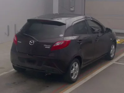 Mazda DEMIO
