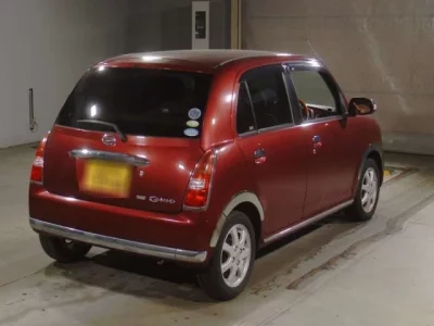 Daihatsu MIRA
