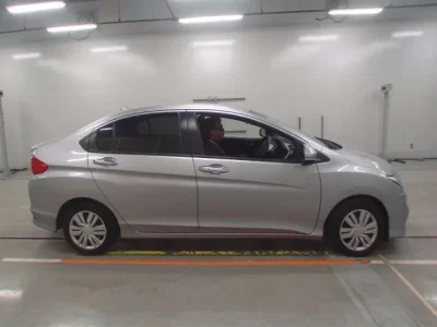 Honda GRACE