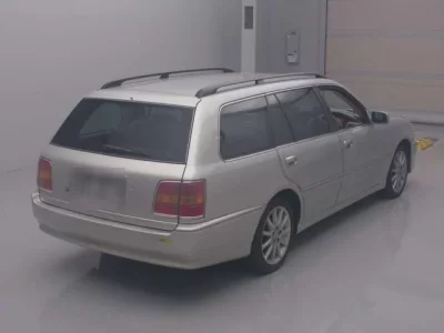 Toyota CROWN ESTATE