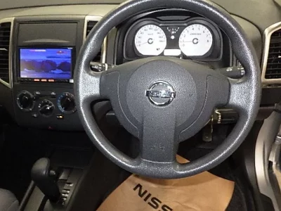 Nissan WINGROAD