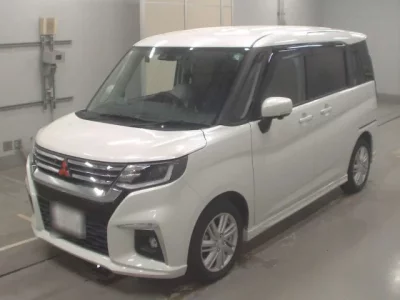 Mitsubishi DELICA D2