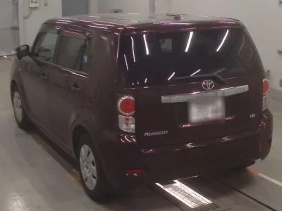Toyota COROLLA RUMION