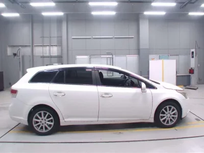 Toyota AVENSIS WAGON