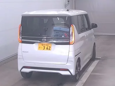 Nissan ROOX