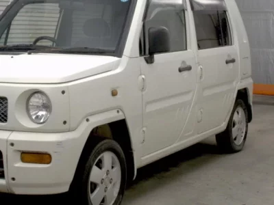 Daihatsu NAKED