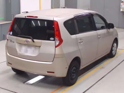 Toyota PASSO SETTE