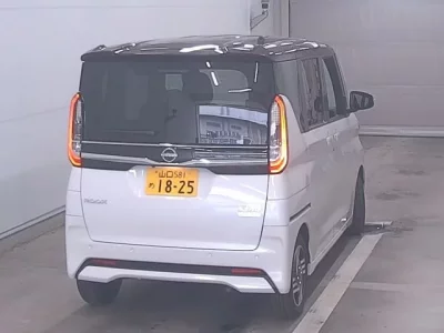 Nissan ROOX