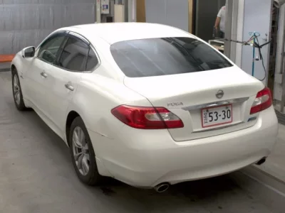 Nissan FUGA