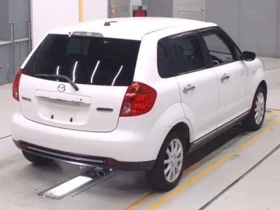 Mazda VERISA