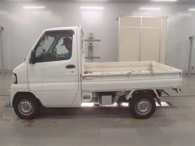 Nissan CLIPPER TRUCK