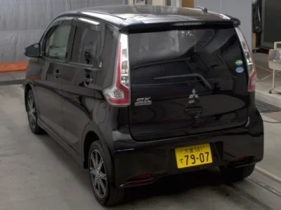 Mitsubishi EK CUSTOM