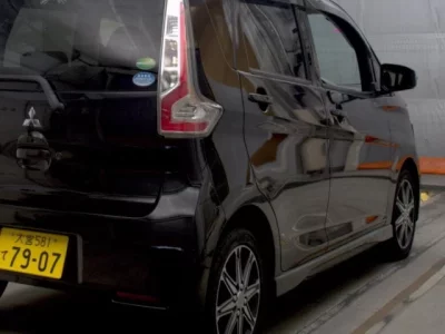 Mitsubishi EK CUSTOM