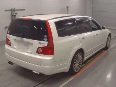 Nissan STAGEA
