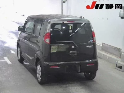 Suzuki MRWAGON