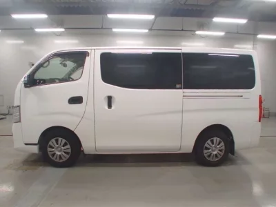 Nissan CARAVAN VAN