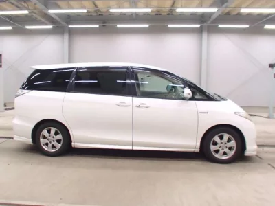 Toyota ESTIMA HYBRID