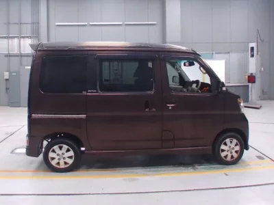 Daihatsu Atrai Wagon