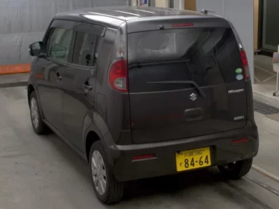 Suzuki MRWAGON