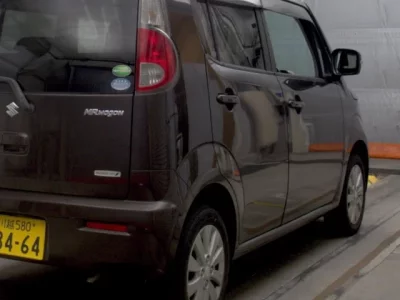 Suzuki MRWAGON