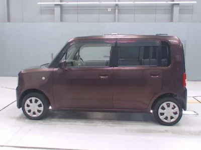 Toyota PIXIS SPACE