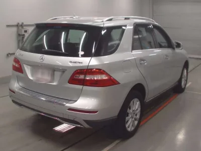 Mercedes-Benz ML CLASS