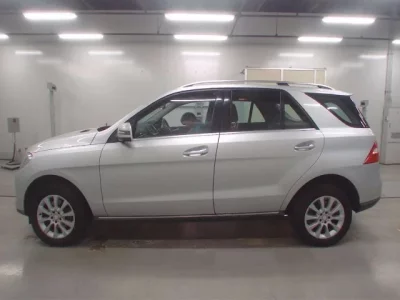 Mercedes-Benz ML CLASS