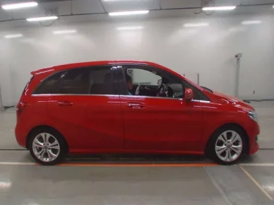 Mercedes-Benz B CLASS