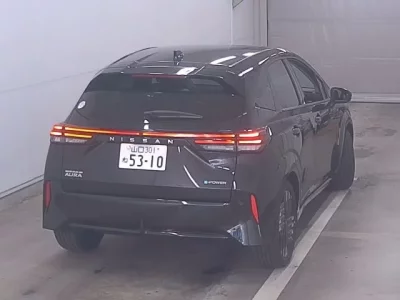 Nissan AURA