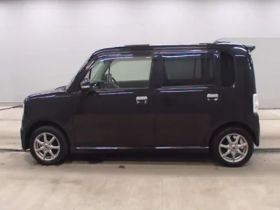 Toyota PIXIS SPACE