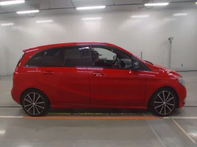 Mercedes-Benz B CLASS