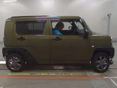 Daihatsu TAFT