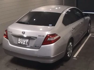 Nissan TEANA