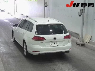 Volkswagen GOLF VARIANT