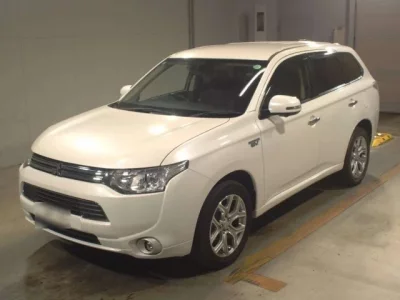 Mitsubishi OUTLANDER PHEV