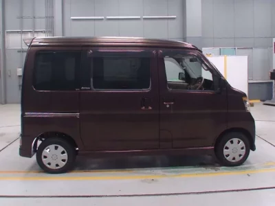 Daihatsu Atrai Wagon