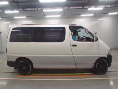 Toyota HIACE REGIUS