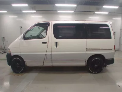 Toyota HIACE REGIUS