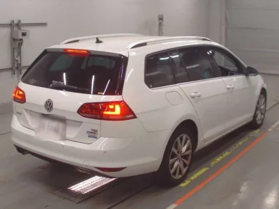 Volkswagen GOLF VARIANT