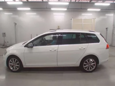 Volkswagen GOLF VARIANT