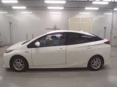 Toyota PRIUS PHV